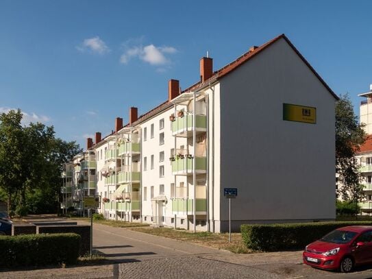 Erstbezug nach Sanierung! 2 Zimmer-Wohnung in Halle ab 01.04.2025