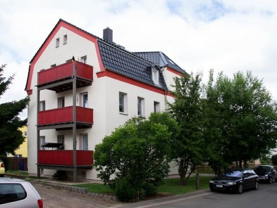 Schöne 2 Zimmer- Wohnung in ruhiger Lage von Crossen