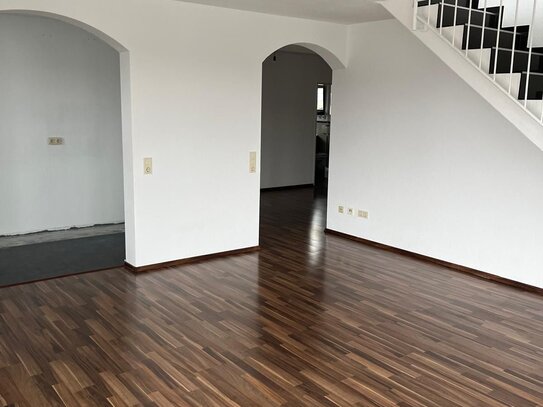 NEU NEU NEU Penthouse Wohnung über zwei Ebenen mit Dachterrasse und Lift in Lörrach