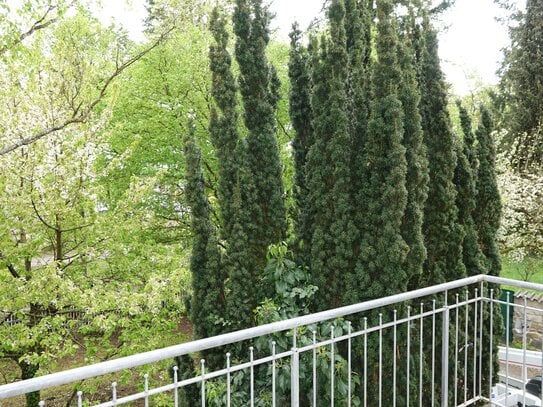 Sonnige sanierte Wohnungen im Kurpark mit EBK und Balkon