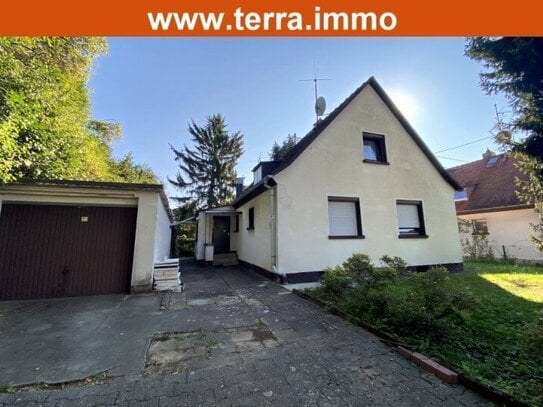 Haus (6 Zi.,möbliert) mit Garage, Stellplatz, Garten - für Firmen!