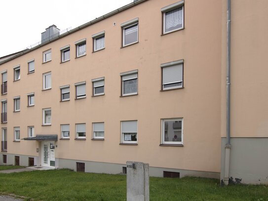 4-Zimmer-Wohnung mit 2 Einzelgaragen