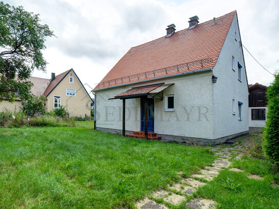 VERKAUF: Renovierungshaus mit schönem Grundstück oder Planen Sie Ihr Traumhaus