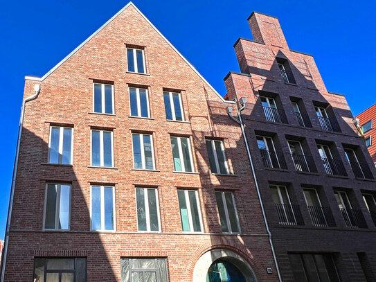 "Wohnen im Marien-Quartier" Dachgeschosswohnung in begehrter Lage der historischen Altstadt Lübecks