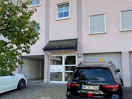 Gemütliche Dachgeschosswohnung mit Balkon, Garage und Stellplatz zu verkaufen