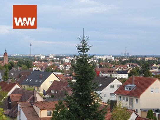 Zirndorf - Zweifamilienhaus mit vorbereitetem DG Ausbau für eine weitere Wohnung im Haus !