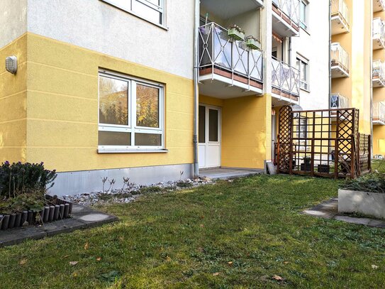 Erdgeschosswohnung mit Terrasse und Tiefgaragen-Stellplatz