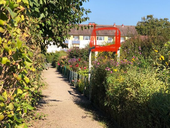 Erst Bezug nach Sanierung, sehr sonnig 3 zi. Wohnung mit Südbalkon und separate küche