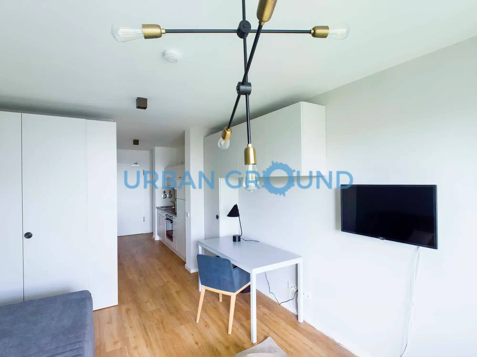 Erstbezug- Möbliert Neubau 1 Zimmer Studio mit Aufzug und Balkon - Photo 1