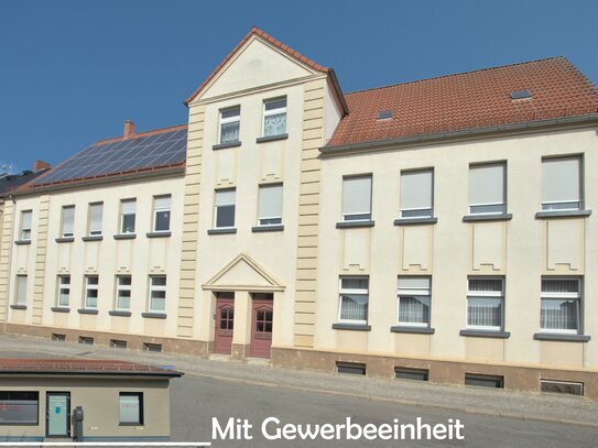 Mehrfamilienhaus mit Gewerbeeinheit - in Tangermünde