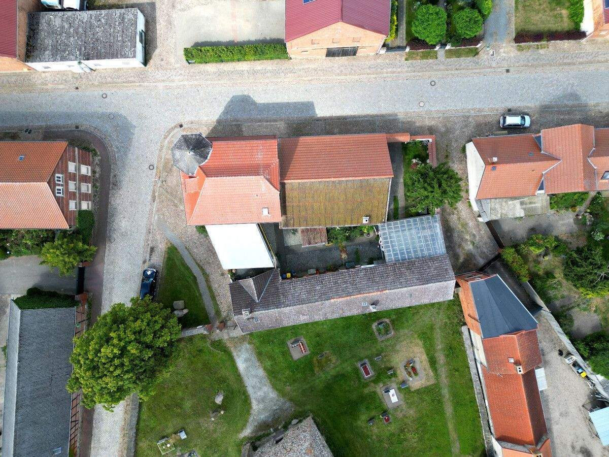 Immobilie in Bismark (Altmark) - Charmantes Anwesen mit Festsaal, Wintergarten und Turmzimmer - Bild 0