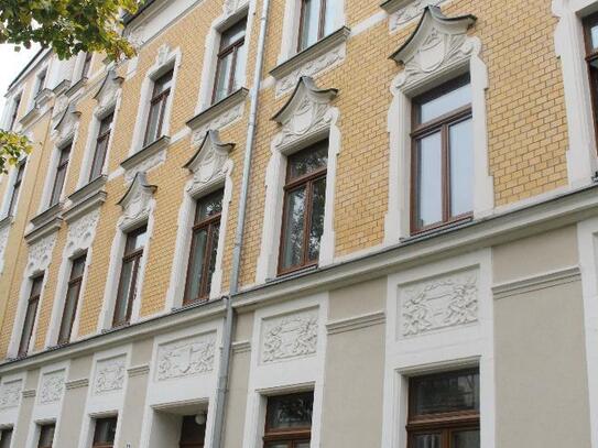 gepflegtes Haus Wohnung mit West-Balkon