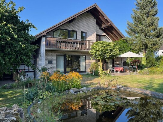 Großzügiges Einfamilienhaus mit idyllischem Garten in ruhiger Lage in Königswinter-Berghausen