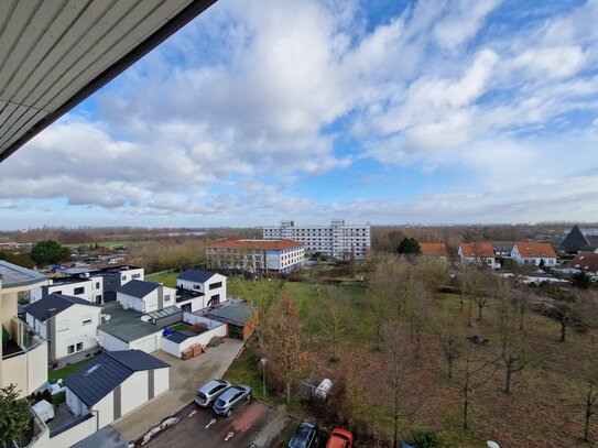 helle 2-Zimmer-Wohnung mit Dachterrasse und schönem Ausblick