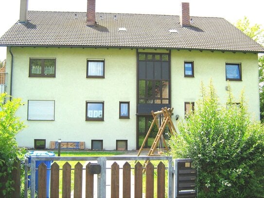 Attraktive 3-Zimmer-Dachgeschoßwohnung mit Balkon in Zeil am Main