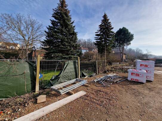 Wohnung mit ca. 250 m² Grundstück