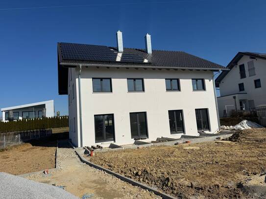 Moderne Doppelhaushälfte / Haus - Neubau in Hengersberg - Provisionsfrei