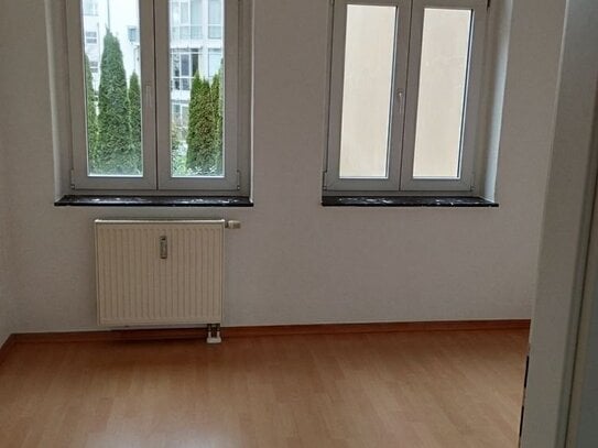 Rendite über 5,5 % in MD-Sudenburg 50 m² Wohnfläche mit 2 Zimmern! Vermietet an eine nette Rentnerin