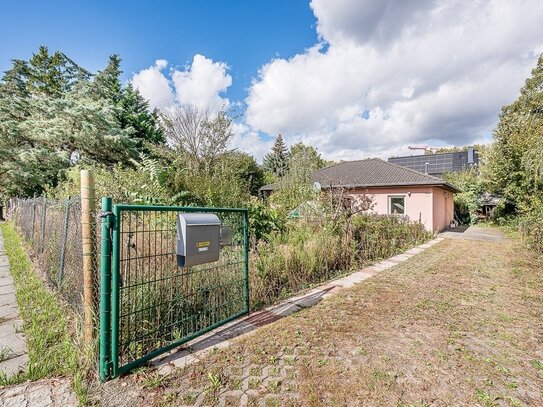 Moderner Bungalow in Sackgasse mit großem Garten in Köpenick