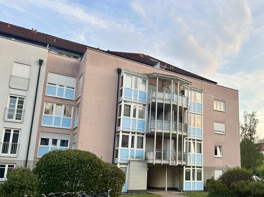 Großzügige 3 Zimmer Wohnung mit 2 Bädern & 2 Balkonen in Büchenbach