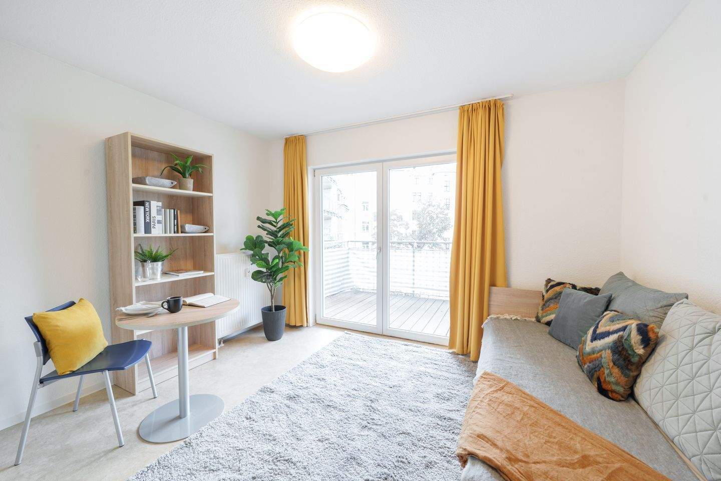 Gemütliches Studio-Apartment mit Balkon zur Miete in Dresden-Neustadt | Wentzel Dr.
