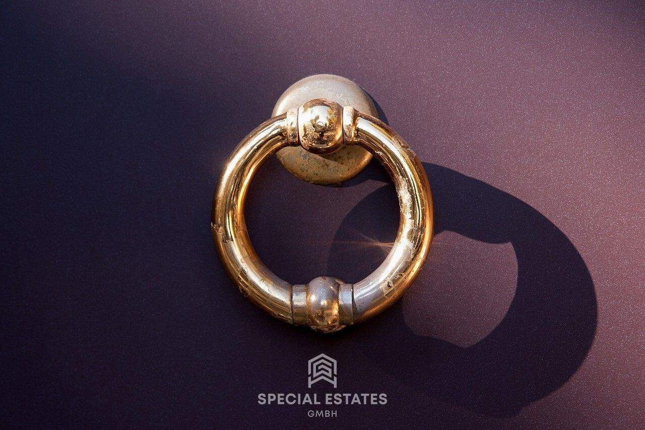 Secret Sale - Exklusive Luxus-Altbauwohnung mit direktem Alsterblick in Hamburg!