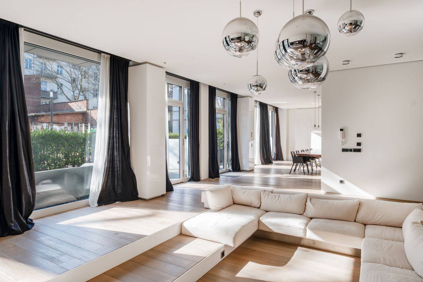 YOO Berlin Design-Juwel: Luxuriöses Townhouse mit in-House Spa - Foto 1