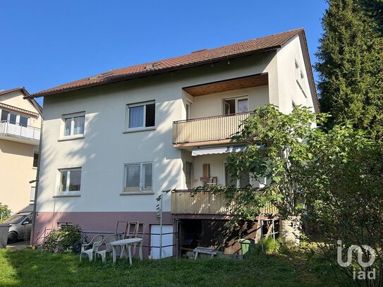 Charmantes Zweifamilienhaus mit großem Garten in Offenburgs Oststadt