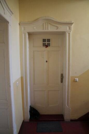 Gut geschnittene und vermietete Altbaueigentumswohnung im Friedrichshainer Samariterkiez in 10247 Berlin