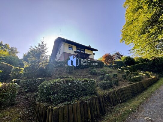 Wohnen wo andere Urlaub machen... Gepflegtes Ferienhaus mit großen Grundstück mitten im Grünen in Edertal/Kleinern