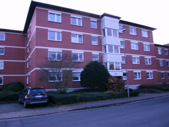 Exklusive helle 4,5 Zimmer Wohnung mit Balkon und TG-Platz in Emmerthal