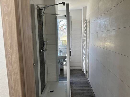 **ERSTBEZUG** neue Wohnung, neues Glück