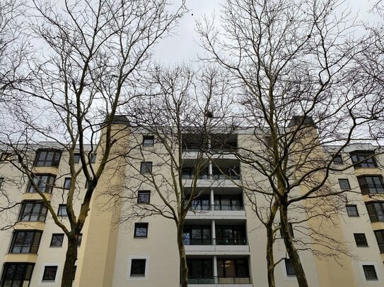 Schöne 2-Zimmer Wohnung in München/ Neuperlach - 2 Tiefgaragenstellplätze inklusive!