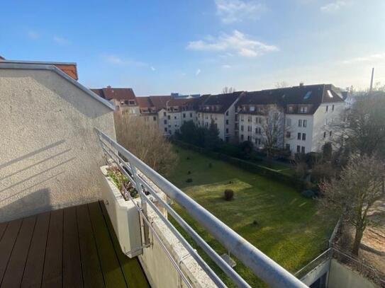 helle Wohnung mit Südbalkon und TG-Stellplatz