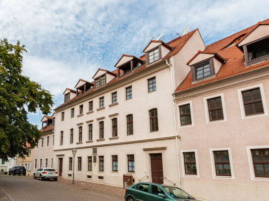 3-Raum-Altbauwohnung mit Balkon und Aufzug im Oschatzer Zentrum