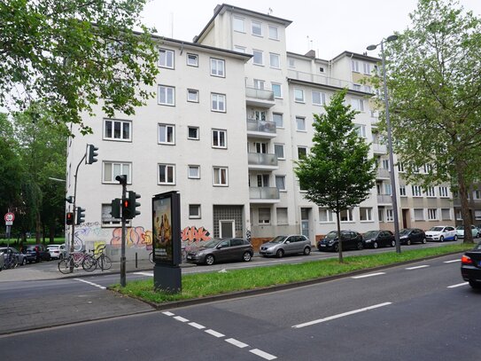 3-Zimmerwohnung mit Balkon in zentrale Lage zwischen Dom und Mediapark