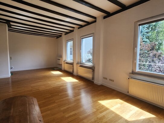 Moderne 2 Zi. Whg. mit Loft Charakter in toller City Lage inkl. neuer EBK und Klimaanlage