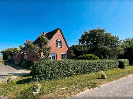 Für Naturliebhaber in Eider- und Nordseenähe ! Einfamilienhaus mit viel Platz für Zwei- und Vierbeiner