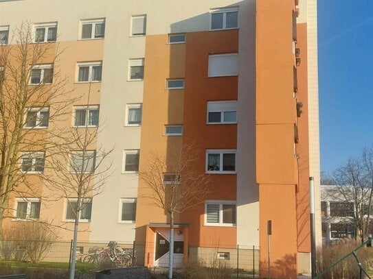 Schöne 3-R-Whg in Rackwitz mit Balkon und EBK!