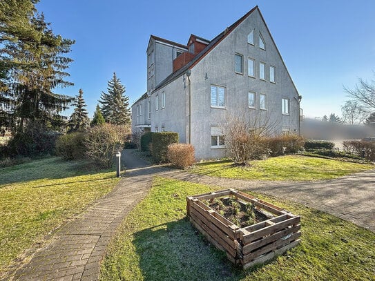 Vermietete 2-Zimmer-Eigentumswohnung mit Balkon in Berlin-Rosenthal