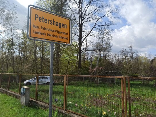 Preis reduziert – Vordergrundstück - nur 1000 m bis zum S-Bhf. Petershagen