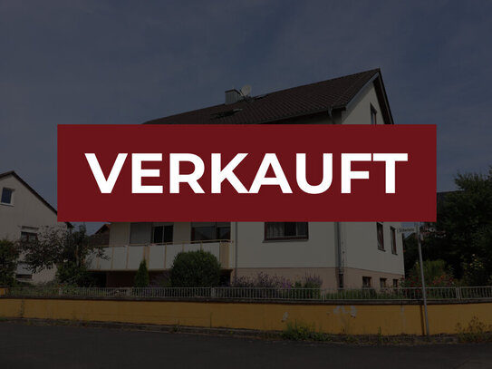 VERKAUFT - Großes 2-3 (4) Familienhaus mit Garagen u. Garten