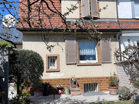 * universal * Neu im Angebot : Sanierte Doppelhaushälfte in bevorzugter Lage von 79576 Weil am Rhein