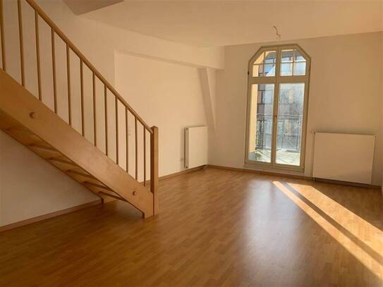 JÄGERHOF * Innenstadt* helle 3 Zimmer-Maisonetten-Whg. mit Terrasse* Parkett* EBK* G-WC