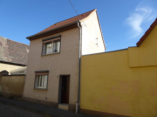 Kleines Haus im Zentrum einer alten Residenzstadt