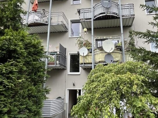 Perfekte Wohnung mit Wohlfühlcharakter, schönem Balkon und Tageslichtbad!