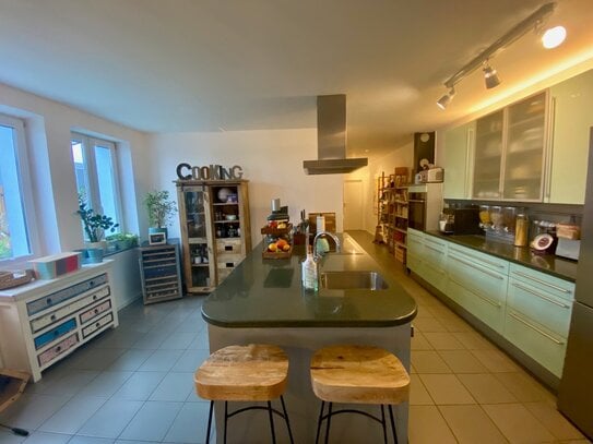 Großzügige 3 Zimmer Wohnung nahe U2 Schoppershof mit Terrasse und Gartenblick