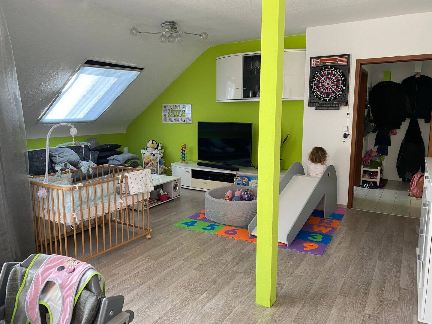                                                               Sch&ouml;ne, renovierte 3 ZKBB in guter Lage 🤗                                                       in Lampertheim (Bergstraße)