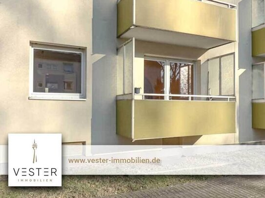 Düsseldorf-Stockum! EG 2-Zimmer-Wohnung mit Balkon & Parkett - Ideal für Wohnen oder Büro