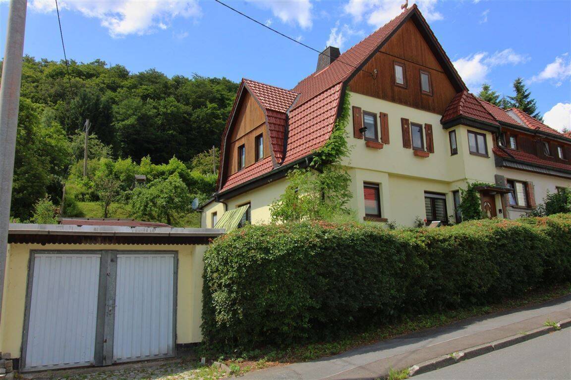 Neujahrsangebot: Provisionsfrei ins Eigenheim - Wohnhaus mit Garten & Potenzial